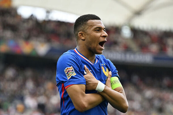 Francia vence a Alemania en un emocionante duelo de la UEFA Nations League