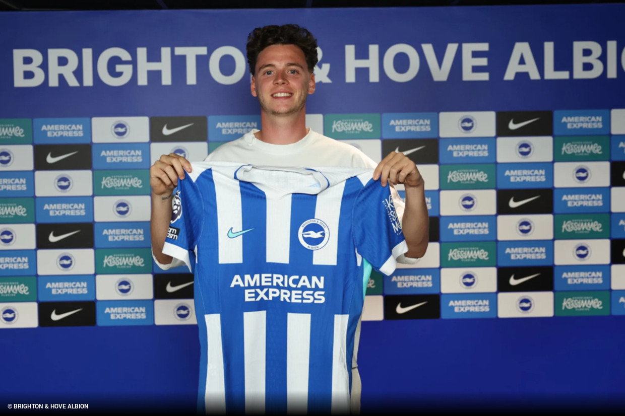 Brighton refuerza su defensa con Maxim de Cuyper